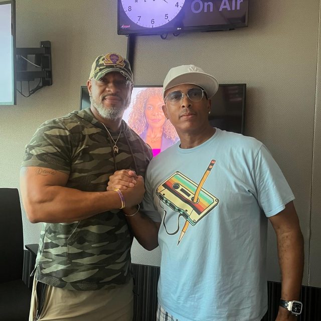 🎙️ Behind the Mic 🎙️
Sneak peek from the studio! Our founder, Tony Owens, sat down with Skip Chetam @iamskipc on @majic945 to talk Team-Me USA and the upcoming Art & Love event. 
Listen to the full interview on our website! 
#TeamMeUSA #ArtAndLove #majic945 #BTS #InTheStudio